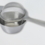 tea strainer with handle