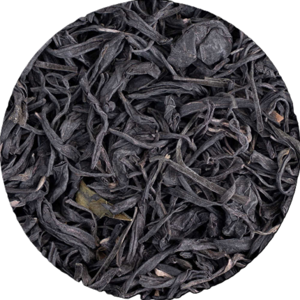 Kenyan purple tea Michimikuru loose leaves with lilac infusion
